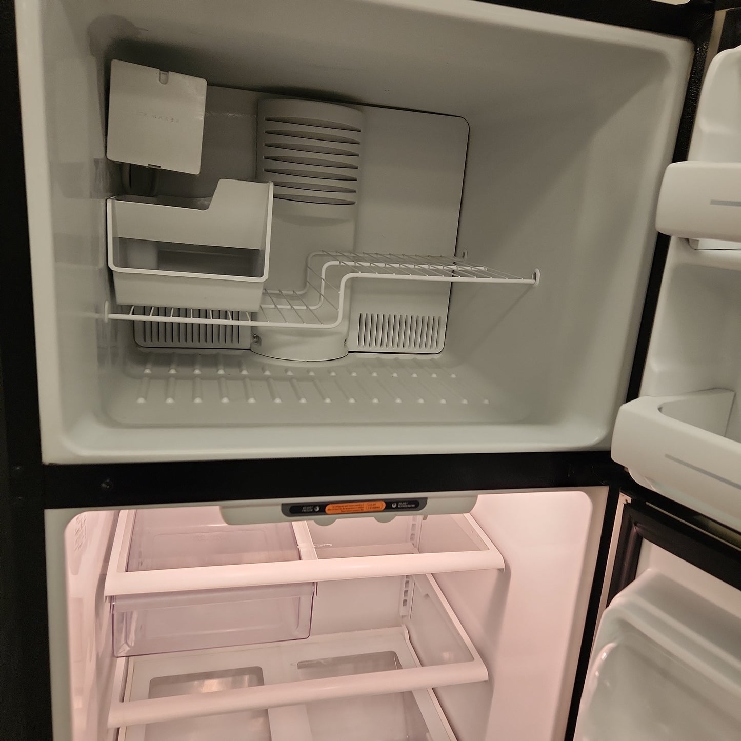 RTBSS-7631. GE REFRIGERTOR