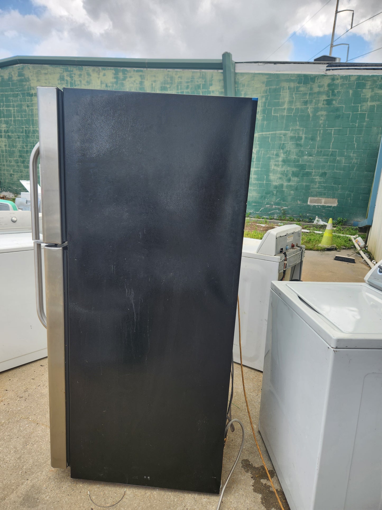 RTSS-1362. GE REFRIGERTOR